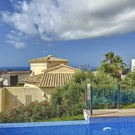 Starlette Villa *
