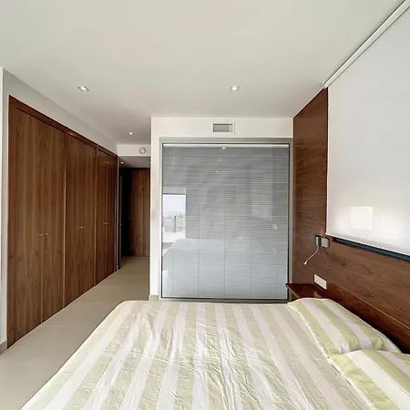 Starlette Villa *