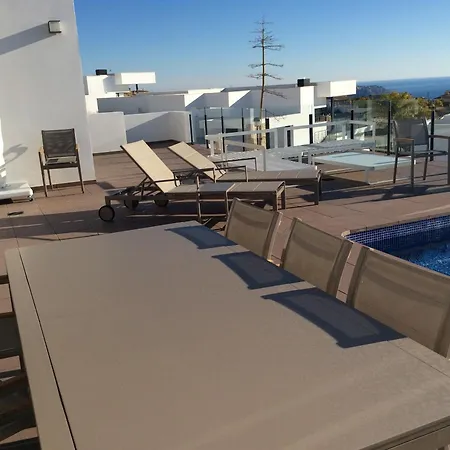 Starlette Villa Cumbre del Sol