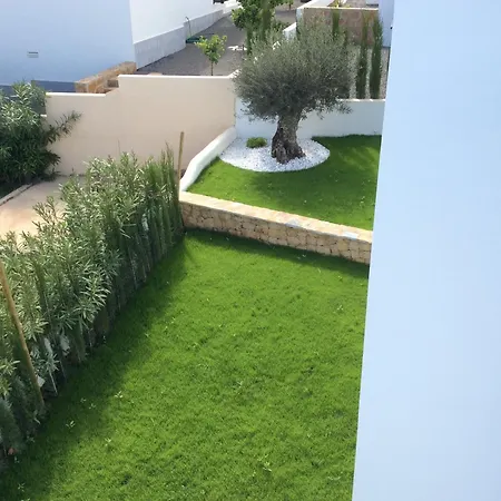 Starlette Villa *