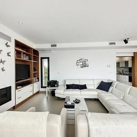 Starlette וילה *
